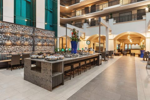 Embassy Suites by Hilton Miami International Airport Hotel in Miami Springs