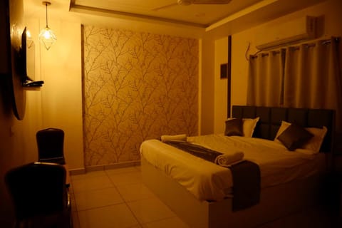 Amenity (Guest room)