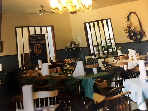 Suite Stay - Talladega Hotel in Logan Martin Lake