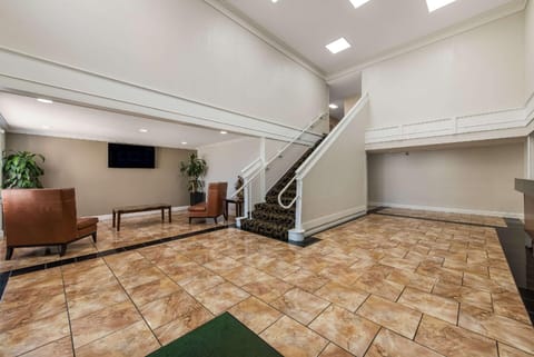 Quality Inn Saint Louis Airport Hotel in Woodson Terrace