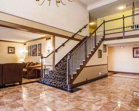 Quality Inn Saint Louis Airport Hotel in Woodson Terrace