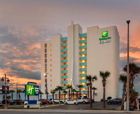 Holiday Inn Express Daytona Beach Shores By IHG Hotel in Daytona Beach Shores