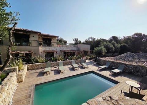 Maison Mahana  Bed and Breakfast in Bonifacio