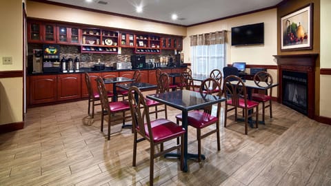 Quality Suites Hotel in Indianapolis