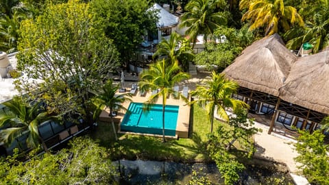 Private pool