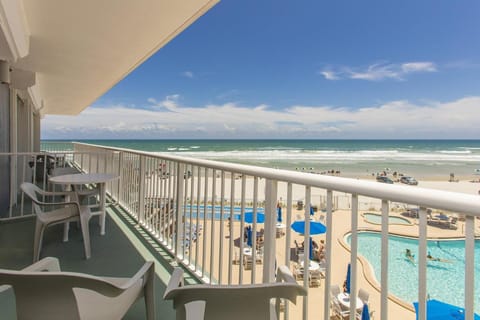 Sea Club IV Resort Hotel in Daytona Beach Shores