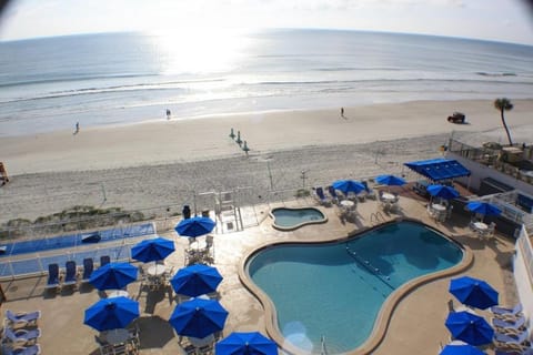 Sea Club IV Resort Hotel in Daytona Beach Shores
