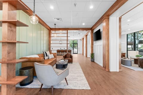 Branson Falls Lodge Hotel in Branson