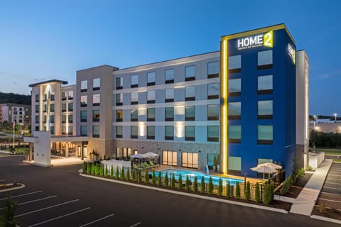Home2 Suites by Hilton Cleveland Hotel in Cleveland