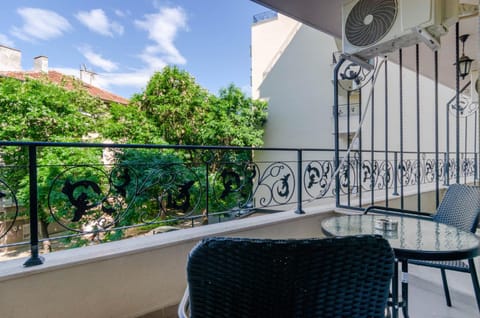 Hotel Rooms St Paul 13  Self Check in -Budget Stay Hotel in Plovdiv