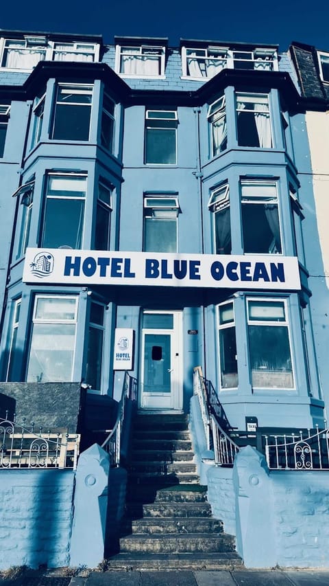 HOTEL BLUE OCEAN Hotel in Blackpool
