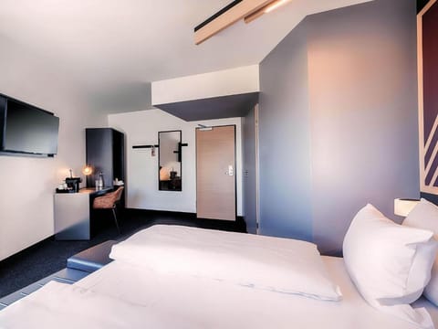 Amenity (Guest room)