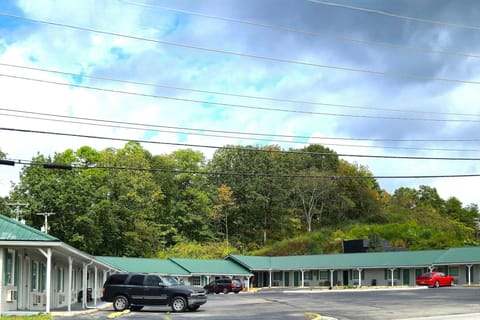 Holiday Motel by Belvilla Cleveland, TN Hotel in Cleveland