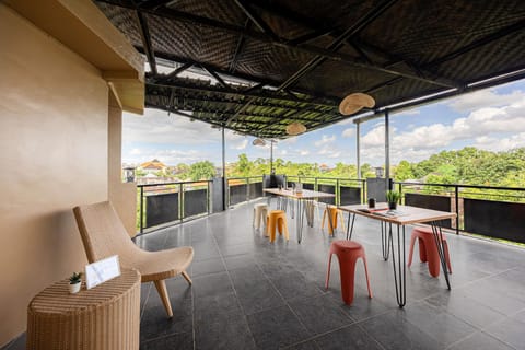 Cove Padonan Inn Hotel in North Kuta