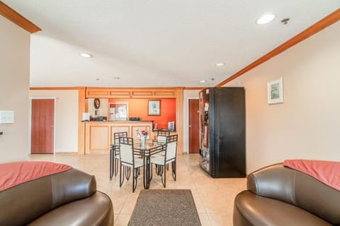 Capital O Fairway Inn - Baytown La Porte TX Hotel in La Porte