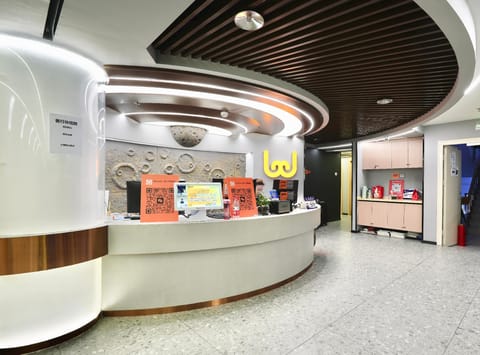 WOHKOON Youth Hotel Beijing South Railway Station Branch & Caoqiao Railway Station Hotel in Beijing