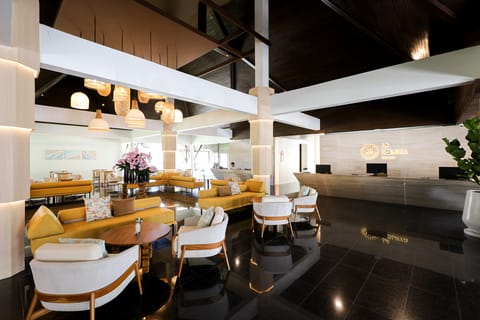 La Solaya Khao Lak Hotel in Khuekkhak