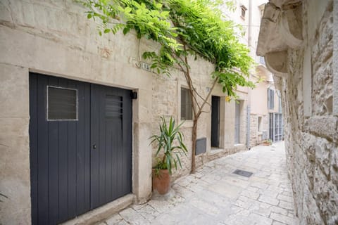 Corte Fiorita - City Center historical stay Hotel in Basilicata