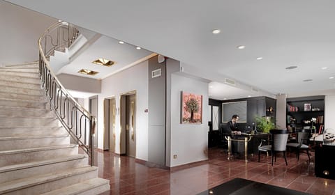 Holiday Suites Hotel Hotel in Athens