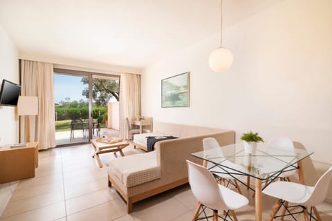 Kassandra Palace Seaside Resort Resort in Halkidiki