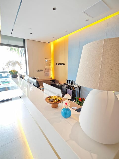 Home Inn Neo Tianjin West Railway Station Changhong Park Metro Station Hotel in Tianjin