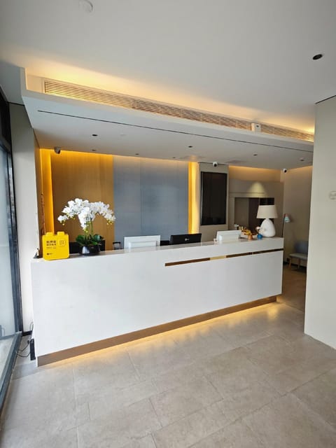 Home Inn Neo Tianjin West Railway Station Changhong Park Metro Station Hotel in Tianjin