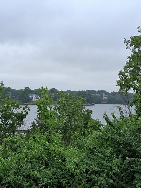 Lakeview Inn Motel in Lake Saint Louis