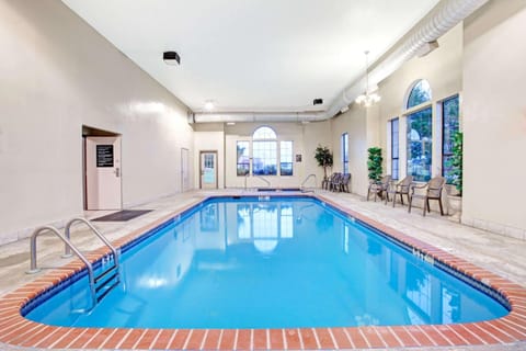 Hometown Place Hotel in Olive Branch