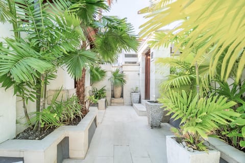 Stylish Studio Villa near Seminyak Village Hotel in Kuta