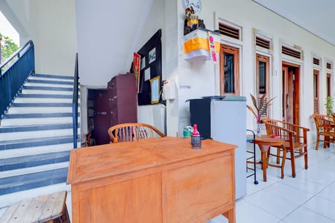 Collection O Budget Door Legian Inn @Poppies Road Resort in Kuta