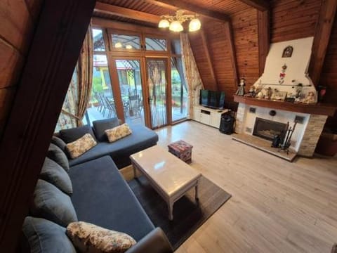 Shared lounge/TV area