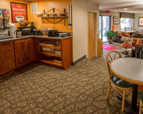 Econo Lodge Cherokee Near Island Park Hotel in Cherokee