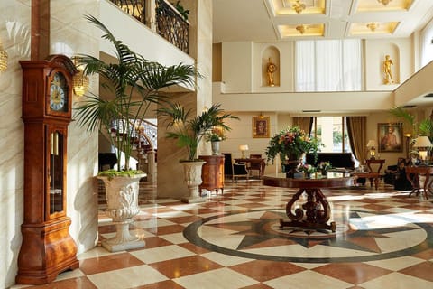 Mediterranean Palace Hotel in Thessaloniki