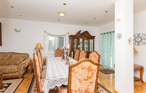 Villa Zovko in Makarska by Villas Guide Resort in Split-Dalmatia County