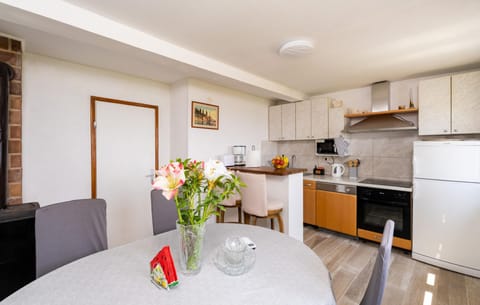 Village house Kate Dubravica by Villas Guide Resort in Dubrovnik-Neretva County