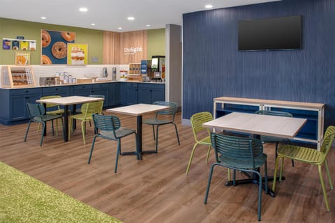 Spark by Hilton St. Robert Fort Leonard Wood Hotel in Saint Robert