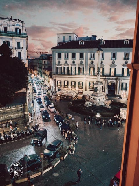 Vista Piazza dei Martiri Hotel in Naples
