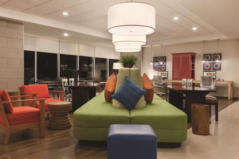 Home2 Suites by Hilton College Station Hotel in College Station