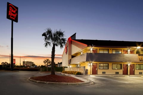Red Roof Inn Columbia East - Ft Jackson Hotel in Dentsville