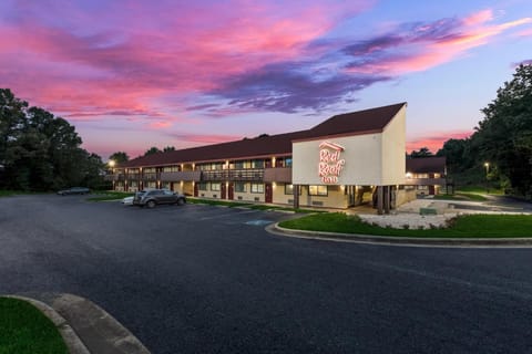 Red Roof Inn Hickory Hotel in Hickory