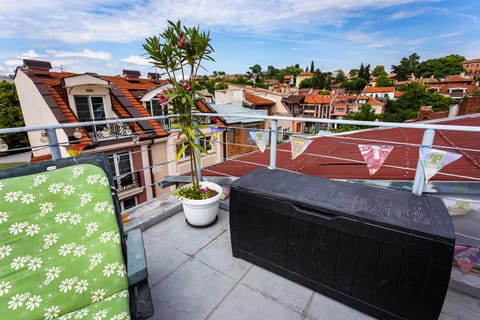 SKYVIEW two rooms Suite with RoofTop Terrace Hotel in Plovdiv