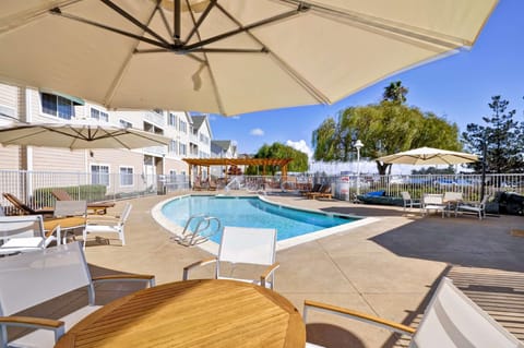 Homewood Suites by Hilton Oakland - Waterfront Hotel in Alameda