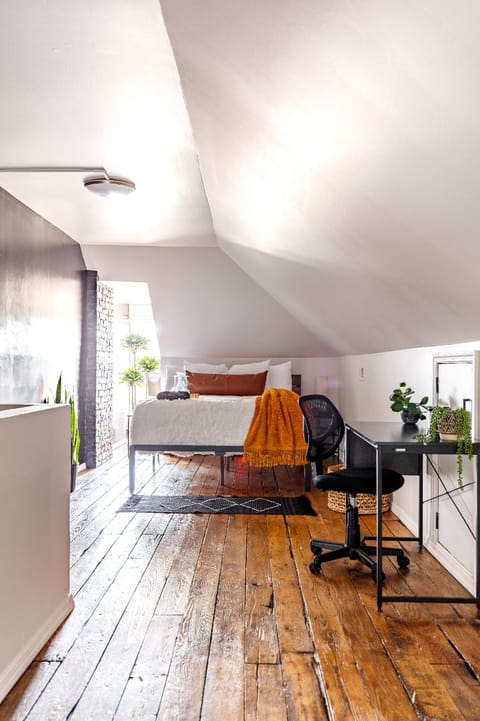 Short North Convention Private Parking Pets! Resort in German Village