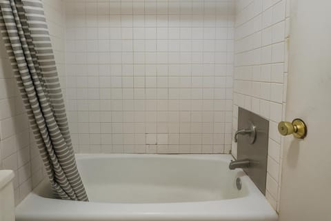 Capital O Pleasant Motel Grand Rapids MI Hotel in Kentwood