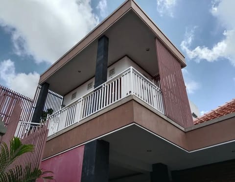 OYO 94789 Adihan Homestay Canggu Hotel in North Kuta