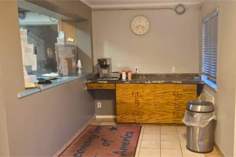 Economy Inn By Townhouse Merrillville US 30 Hotel in Merrillville