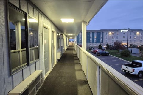 Economy Inn By Townhouse Merrillville US 30 Hotel in Merrillville