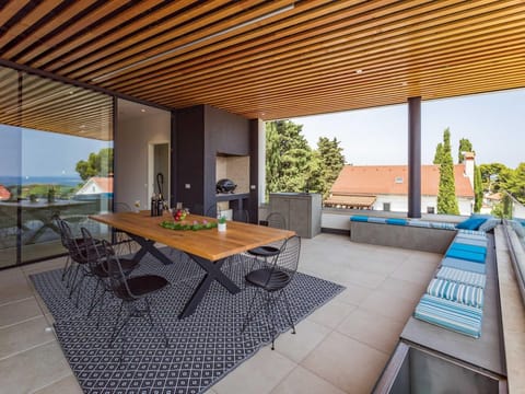 Gorgeous sea view villa in Premantura Resort in Pula