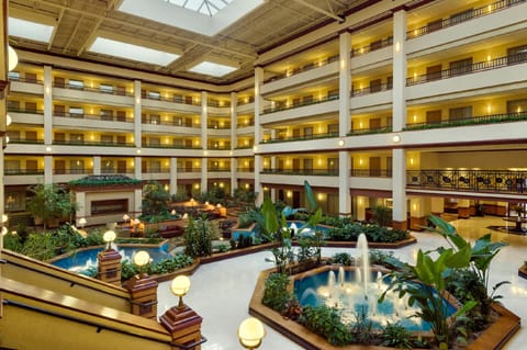 Embassy Suites by Hilton Lexington/UK Coldstream Hotel in Lexington
