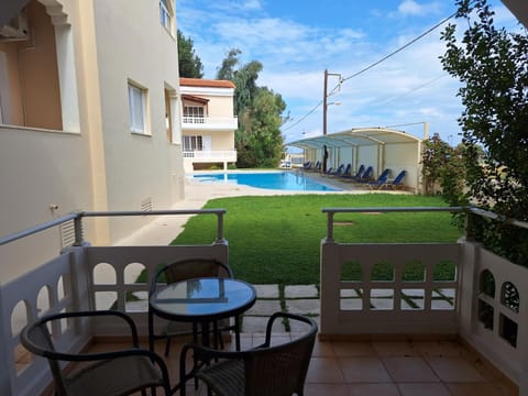 Perla Beach  Hotel in Agia Marina